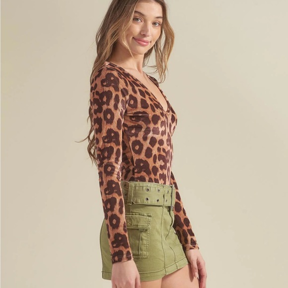 Spirithoods JAGUAR LONG SLEEVE VELVET BODYSUIT | WOMEN'S - Picture 2 of 9